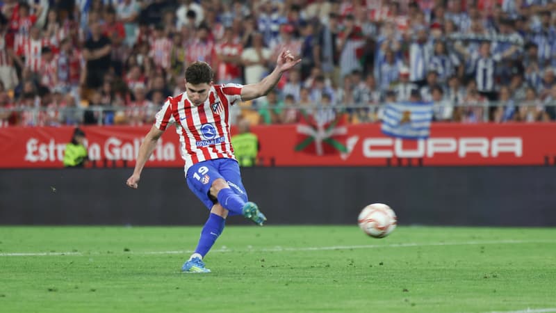 Atlético-Arsenal: "C'est normal!", Simeone confirme les spéculations autour de l'avenir de Julian Alvarez, cité au PSG