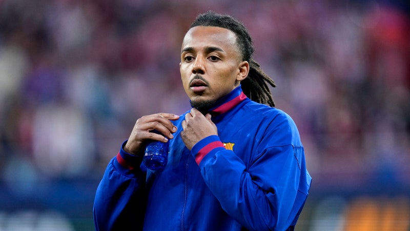 Mercato: le Barça prêt à ouvrir la porte à une vente XXL de Koundé?