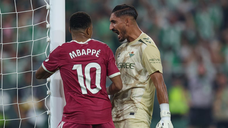 Liga: le gardien du Betis raconte son gros chambrage devant Mbappé après son penalty arrêté