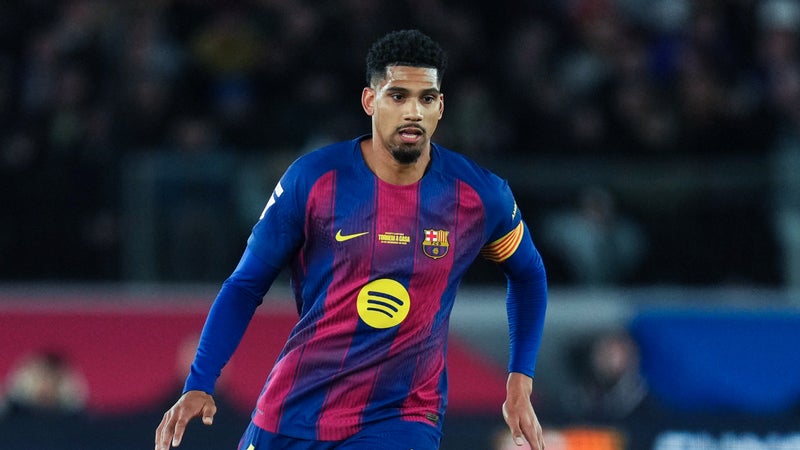 Mercato: Araujo quitte le Barça et part se relancer à Liverpool