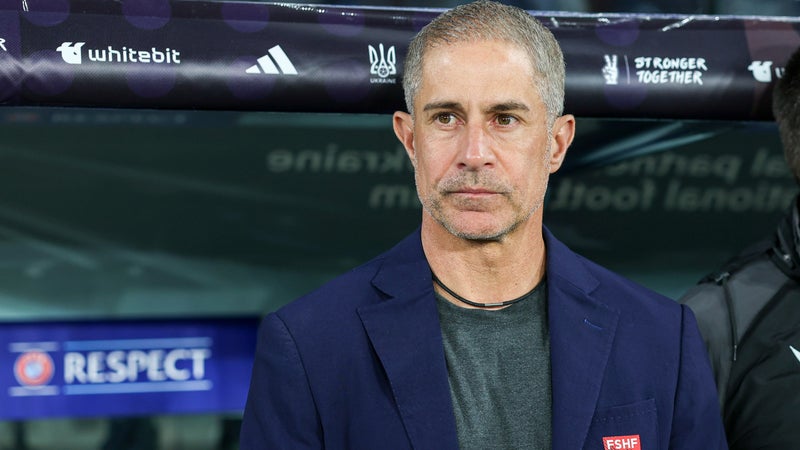 "Ce n’était pas à cause du club": Sylvinho tente d'expliquer son passage raté à l'OL