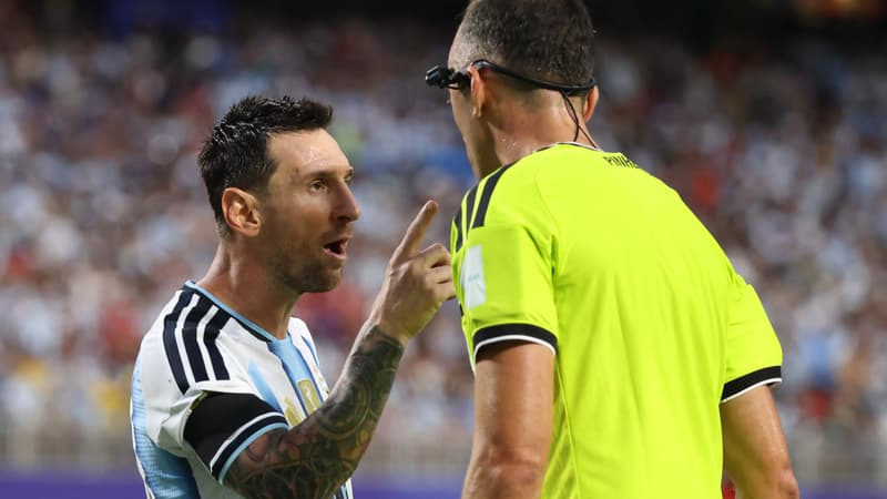 Argentine-Suisse: "Parlez moi avec respect", quand Messi recadre l'arbitre dans un moment de tension