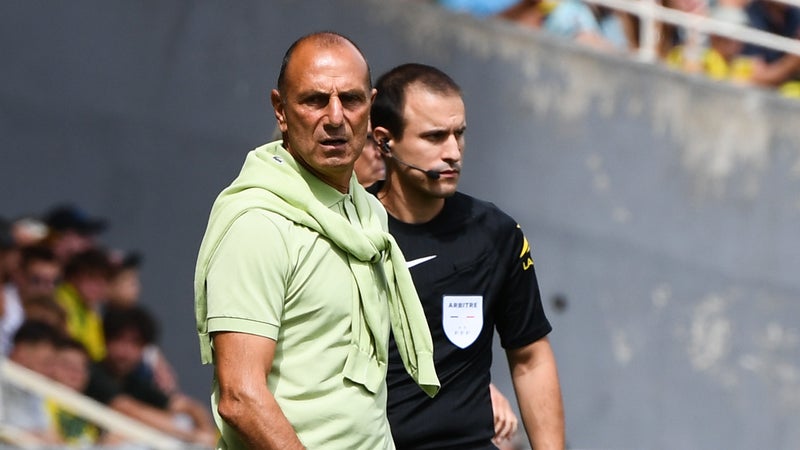 Ligue 2: Der Zakarian et Nantes c'est déjà fini, après seulement trois matchs (et trois défaites)