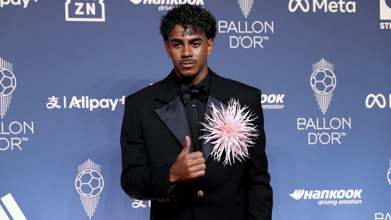 "Mon heure viendra": Lamine Yamal sort du silence après sa 3e place au Ballon d'or 2026