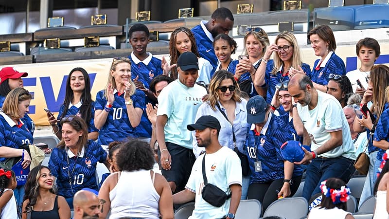 Coupe du monde 2026: deux avions affrétés, dîner après France-Norvège… les familles des Bleus en route pour Boston