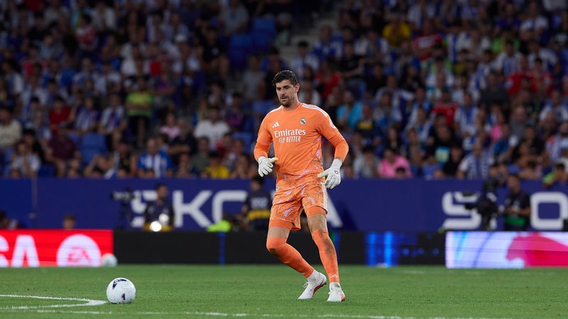 Real Madrid: "Regardez-vous dans le miroir", s'agace Courtois après les critiques de l'Espanyol sur l'arbitrage