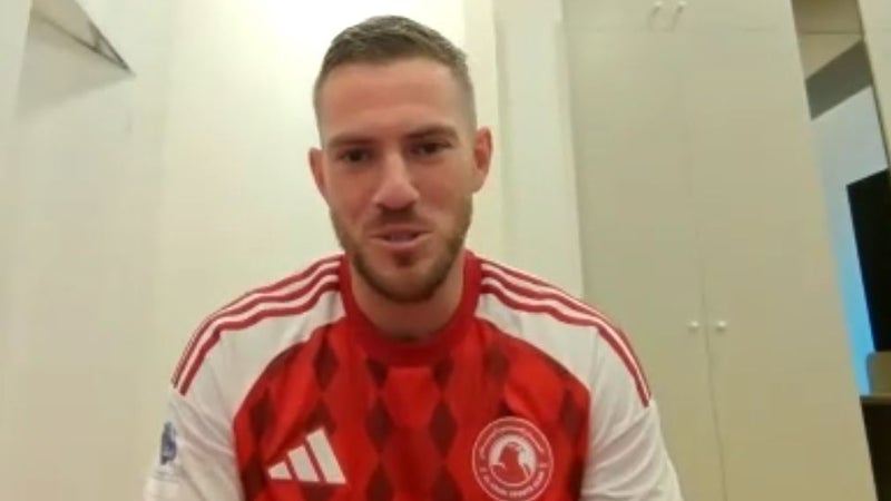 "Faire encore de très belles saisons ici": sa vie au Qatar, un éventuel retour en Ligue 1 et la situation de l'OM... Jordan Veretout se confie