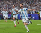 Messi éblouit en égalant le record de buts de la Coupe du monde alors que l'Argentine bat l'Algérie