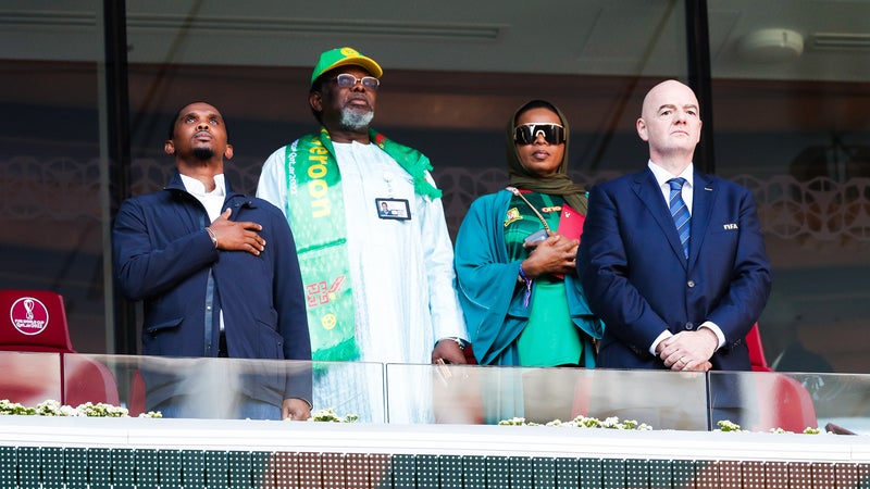 "Il n'a rien fait de mal": Eto'o vole au secours d'Infantino après son projet controversé de "vente de la Coupe du monde"