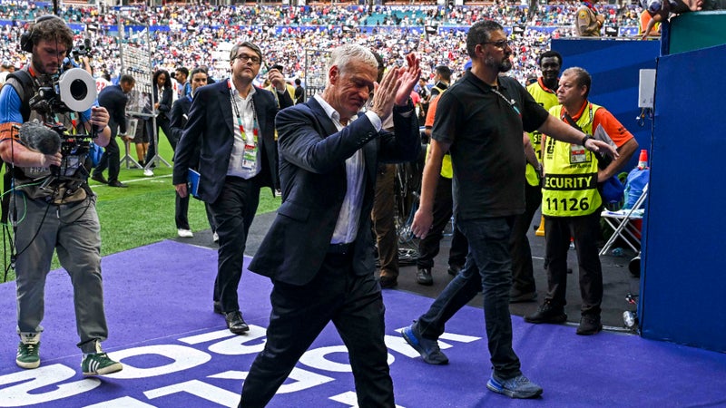 Equipe de France: toujours aucun hommage prévu pour Deschamps dans l'immédiat