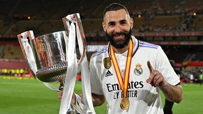 "Top 5 large!": le débat enflammé sur Benzema s'invite même... à l'entraînement de l'OL