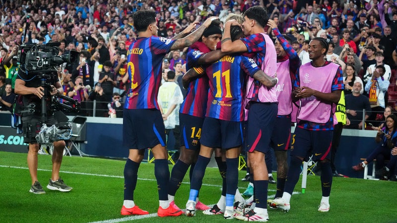"Se faire traiter de singe pour du foot, une honte", des fans français du Barça victimes de racisme de la part de supporters du Feyenoord