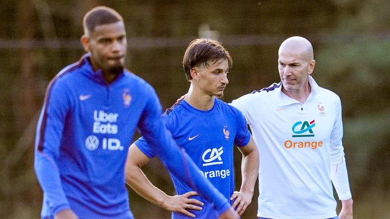 "Ça prouve que tout est possible", le message d'espoir d'Estéban Lepaul après son parcours peu classique jusqu'à l'équipe de France