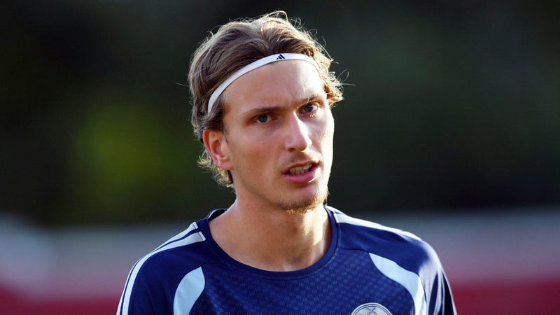 Le PSG s’offre la pépite belge Mika Godts: les dessous d’une opération à 45 millions d'euros