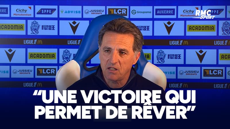 Auxerre 3-1 Angers : "Une victoire qui permet de rêver", apprécie Pélissier