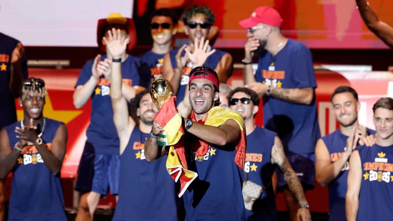 Coupe du monde 2026: Rodri et Ferran en superstars, le clin d'oeil français de Laporte... Les meilleures images des célébrations de l'Espagne à Madrid