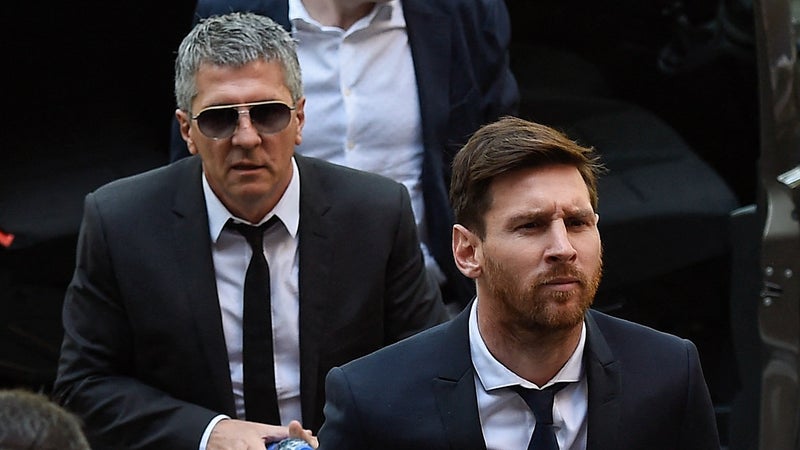 "Si mon père dit que je devrais signer, je le fais les yeux fermés": Jorge Messi, le papa-agent qui a permis à Lionel Messi de devenir le meilleur joueur du monde