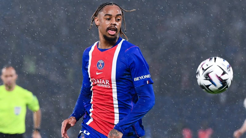 "Je trouve ça un peu déplacé": Riolo gêné par les demandes de Barcola avant son départ du PSG