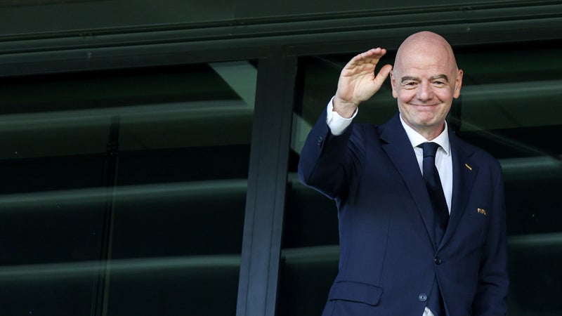 "C'est insensé": un responsable de la Fédération allemande exige le départ "sans hésitation" de Gianni Infantino