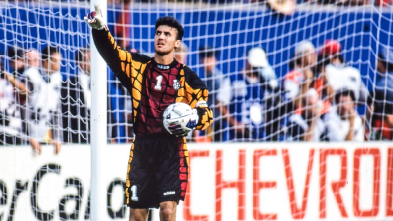 "La Bulgarie a perdu non seulement un footballeur, mais aussi un symbole": l'ancien gardien de but emblématique Borislav Mihaylov est mort