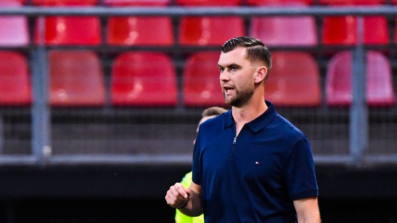 Mercato: l’entraîneur de Valenciennes écarté... après une victoire 13-0