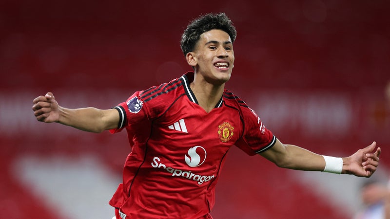 Un triplé en Youth League à 15 ans: le prodige JJ Gabriel impressionne encore avec Manchester United
