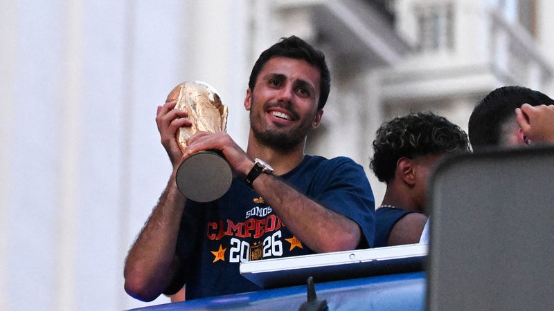 Tout juste champion du monde avec l'Espagne, Rodri va subir une opération du dos