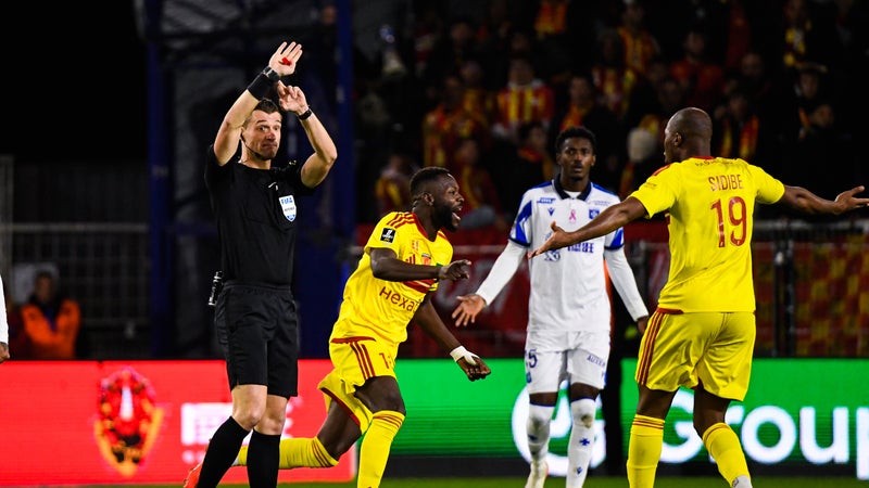 Auxerre-Le Mans: une goal-line technology pas infaillible? La direction de l’arbitrage tranche dans l’affaire du but fantôme