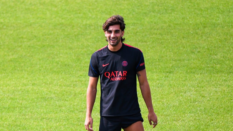 Rennes-PSG: Ferran Torres et Godts dans le groupe parisien, Barcola et Mbaye absents comme Mayulu