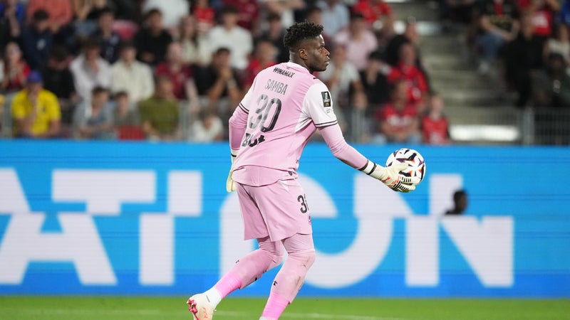 Rennes-PSG: gain de temps, corner pour Paris.... Brice Samba sanctionné par la nouvelle règle d'arbitrage