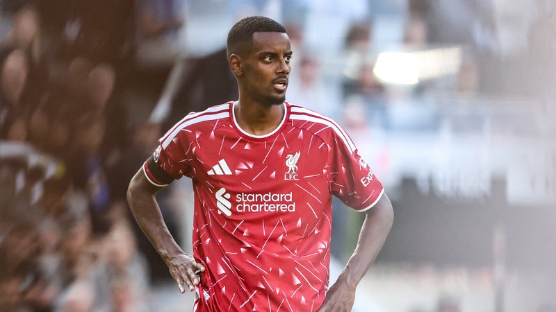 Liverpool a peut-être réalisé "le plus mauvais mercato de l'histoire de la Premier League" l'été dernier! Carragher sans pitié avec son ancien club