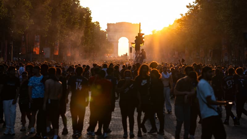 PSG vainqueur de la Ligue des champions: après les débordements, la mairie du 8e arrondissement de Paris réclame le "zéro rassemblement" sur les Champs-Elysées
