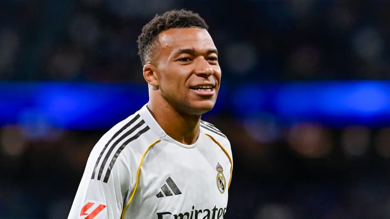 "Pichichi" pour la seconde fois consécutive: Kylian Mbappé se console après une nouvelle saison blanche du Real Madrid