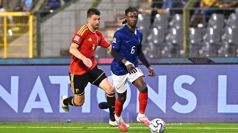 "Un truc moderne", des courses, du pressing, du jeu combiné... Comment Zidane a déjà chamboulé le milieu de terrain des Bleus