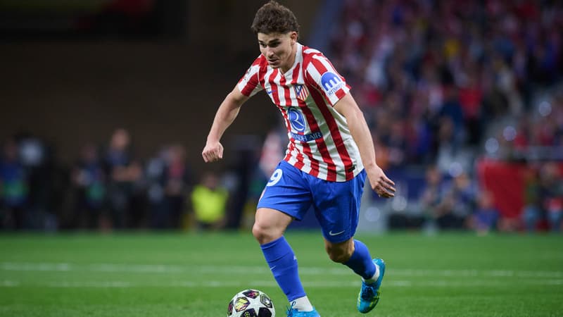 Mercato: annonce choc, intérêt renouvelé du Barça, menace de l'Atlético... ça s'agite à nouveau sur l'avenir de Julian Alvarez