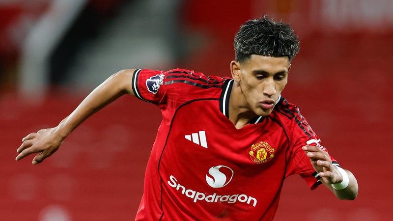 Manchester United: JJ Gabriel, le “petit Messi” a effectué ses grands débuts avec l’équipe première en amical