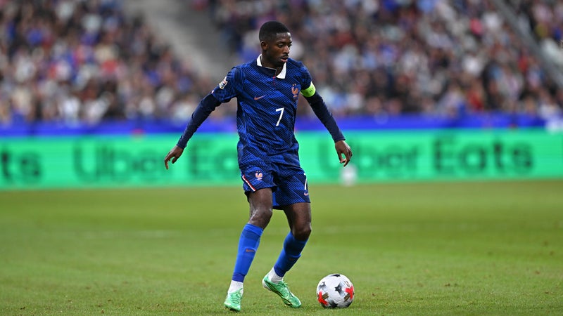 France-Italie: la place d'Ousmane Dembélé comme titulaire remise en cause? Le débat enflamme l'After Foot