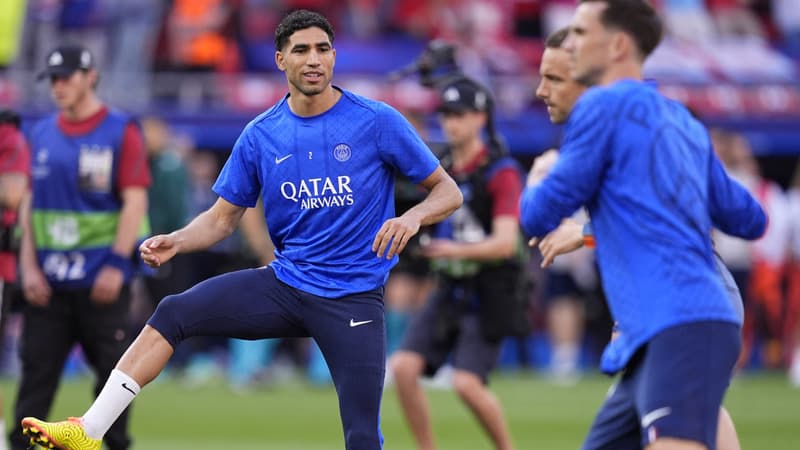 PSG-Arsenal: la belle image d'Hakimi qui offre son maillot à un enfant ayant reçu un ballon dans le visage