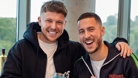Le ramasseur de balle frappé par Hazard en 2013 vend son empire de la vodka... pour 300 millions de livres