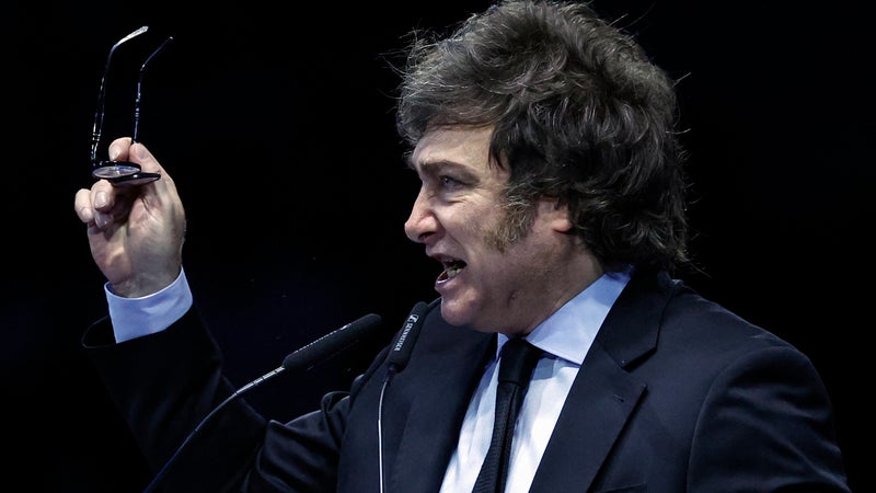 Coupe du monde 2026: le président argentin dénonce une "campagne contre son pays" orchestrée par le Brésil, le Mexique et le Parti démocrate américain
