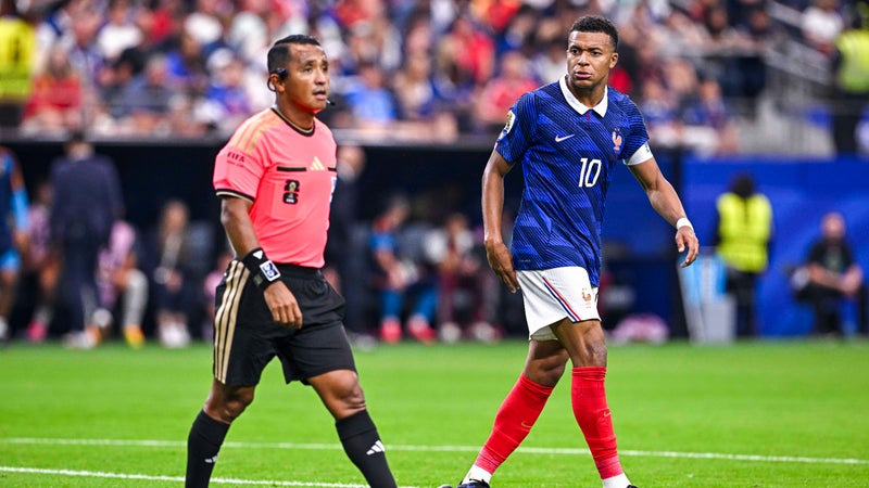 Coupe du monde 2026: "Nous savons pourquoi nous sommes là", la réponse de l'arbitre de France-Espagne aux sévères critiques de Didier Deschamps