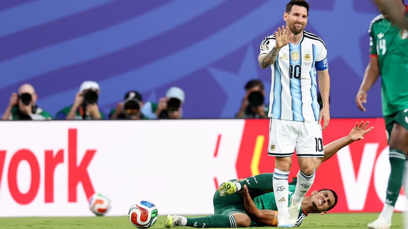 Coupe du monde 2026: "C'est carton rouge à 100%", Lionel Messi a miraculeusement échappé à l'expulsion avant son triplé lors d'Argentine-Algérie