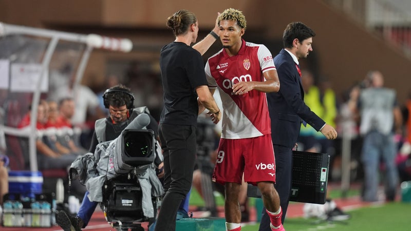 Monaco: "Il est très jeune, il a fait une erreur", Filipe Luis réagit à la célébration "égorgement" de Paris Brunner