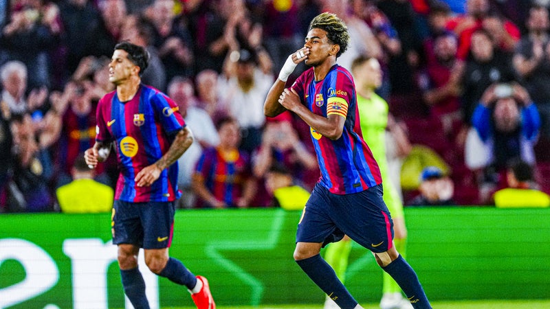 "Le Barça est la meilleure équipe du monde", lance l'entraîneur du Feyenoord après la claque reçue au Camp Nou