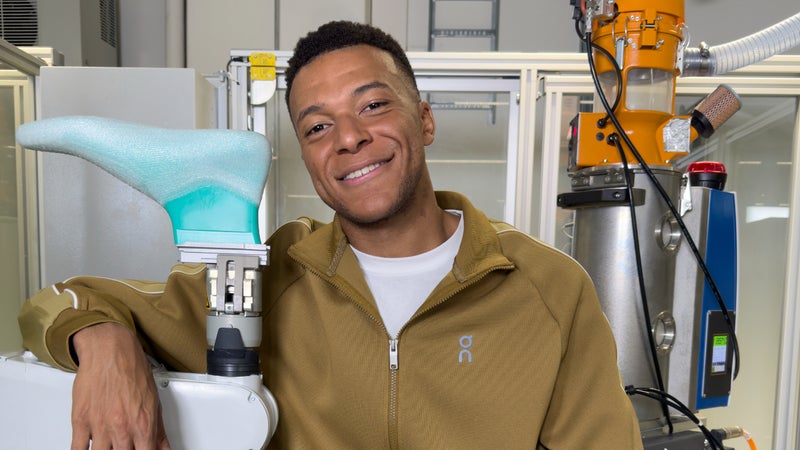 Petite révolution chez les équipementiers, Kylian Mbappé quitte Nike et signe avec la marque suisse On