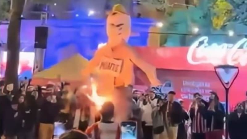 Coupe du monde 2026: un mannequin à l'effigie de Mbappé brûlé pendant une fête au Paraguay