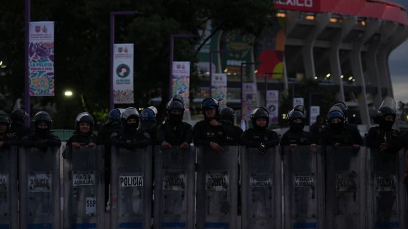 Mexique-Afrique du Sud: des heurts entre des manifestants et la police à l'extérieur du stade Azteca