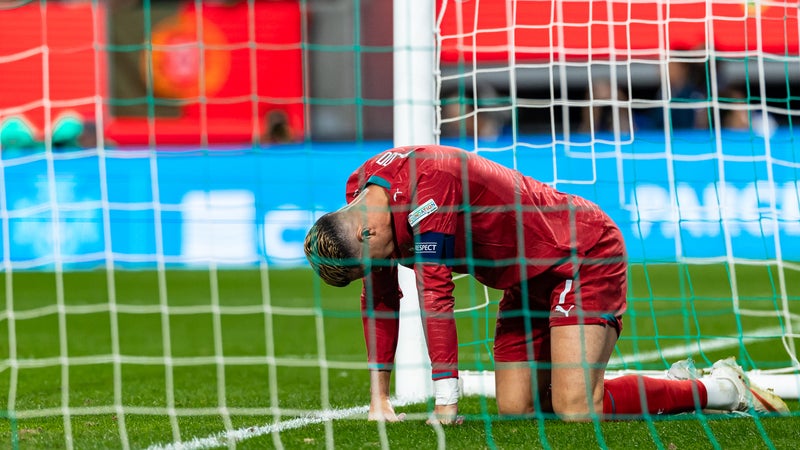 "Un spectacle déprimant", "immature", la presse portugaise affligée par le départ de Cristiano Ronaldo de la sélection