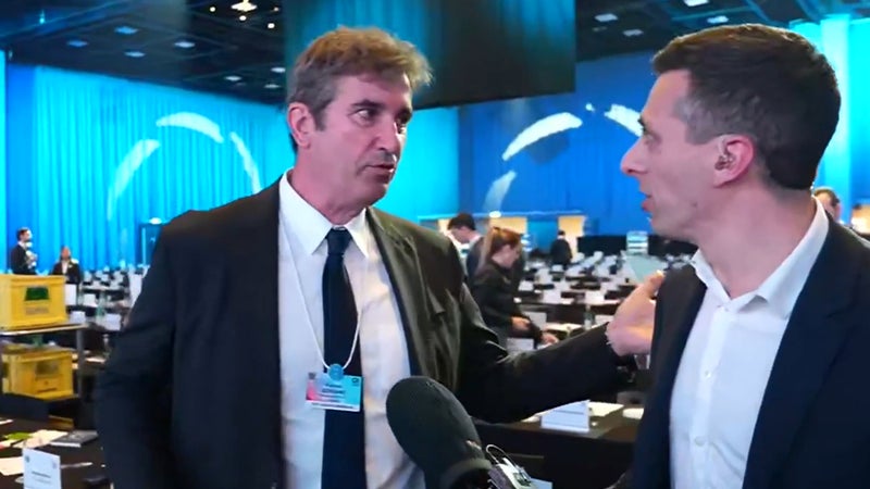 "Présentez-vous vos excuses aux fans de football?", l'embarras de Ferran Soriano face aux questions d'un journaliste sur les "tricheries" de Manchester City