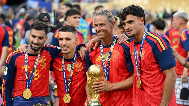 "Beaucoup d'entre vous ne comprendront pas cette décision": le champion du monde espagnol Marcos Llorente met fin à sa carrière internationale